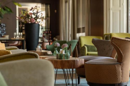 Hotel Villa Ruimzicht - Location and Surroundings