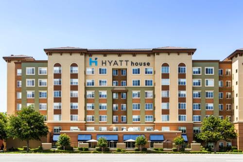 Hyatt House Santa Clara - Convenient Location