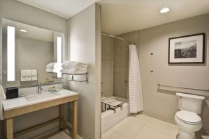 Hyatt Place Fresno - Convenient Location