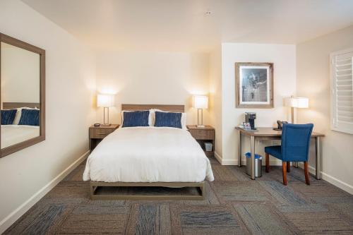 Inn At Moss Landing Point - Amenities