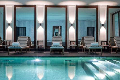 J.K. Place Paris - Accommodation and Amenities