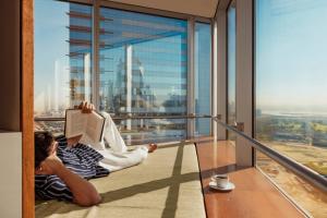 Jumeirah Emirates Towers Dubai - Dining Experiences