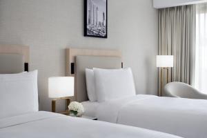 JW Marriott Hotel Marina - Culinary Delights at JW Kitchen