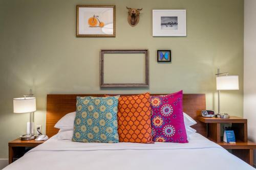 Kasa El Paseo Miami Beach - Accommodations and In-Room Amenities