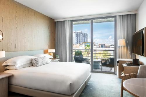 Kimpton - Hotel Palomar South Beach, an IHG Hotel - Hotel Overview and Ratings