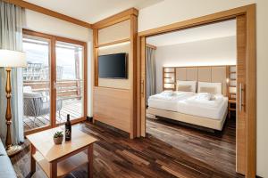 Lake Spa Hotel SEELEITEN - Accommodations and Amenities