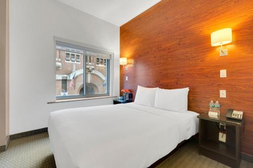 Lex Hotel NYC - Amenities and Services
