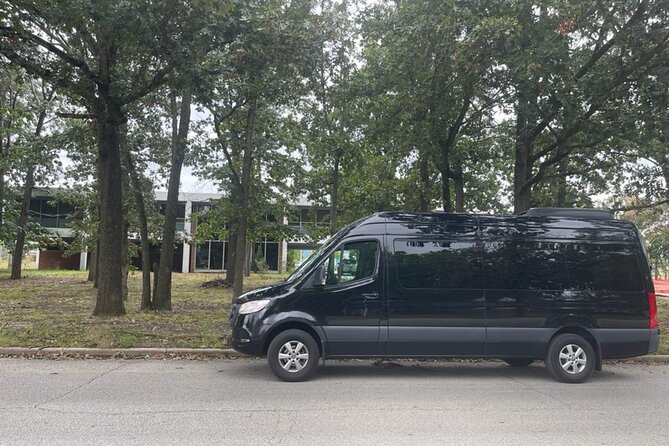 LGA/Manhattan Airport Transfer in Luxury Van-One Way Transfer. - Flexibility and Customization