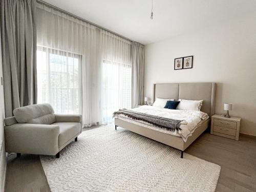 Luxury Villa by the Sea - Accommodation Details