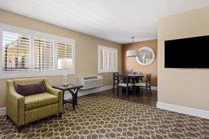 Marin Suites Hotel - Accommodation Options