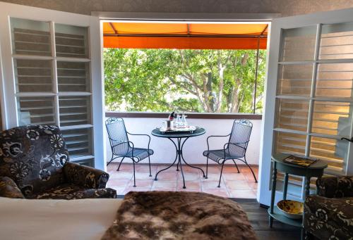 Mirabelle Inn & Restaurant - Immerse in European-Inspired Elegance