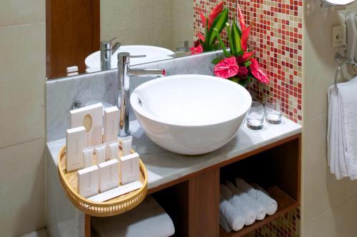 Montreal Barsha Hotel - Hotel Amenities