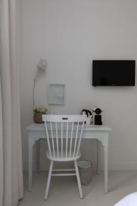 Mother Goose Hotel - Location and Accessibility