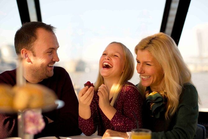 Mothers Day Premier Plus Brunch Cruise on the Chicago River - Inclusions