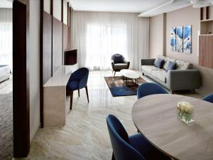 Mövenpick Hotel Apartments Downtown Dubai - Apartment Features