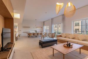 Nad Al Sheba 3 - 5BR Villa - Allsopp&Allsopp - Accommodation Amenities