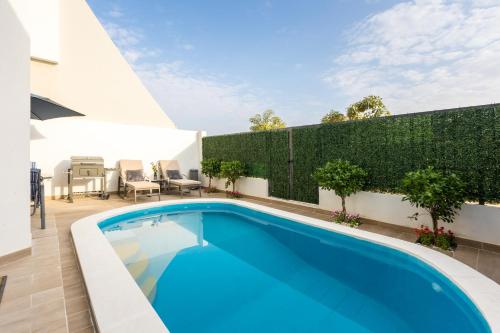 Nasma Luxury Stays - Luxury Seaside Villa With Private Pool by the Sea - Facilities and Amenities