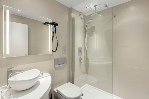 NH Utrecht - Accommodation Highlights