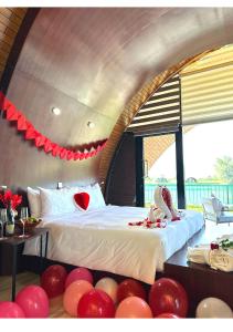 Nirvana Retreat - Location and Nearby Attractions