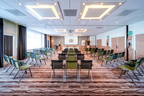 Novotel Rotterdam - Schiedam - Room Types and Amenities