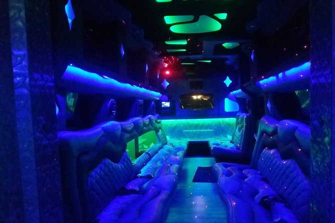 NYC Sightseeing Tour Manhattan (Party Galaxy H2 Hummer) - Pickup and Confirmation