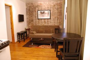 Off SoHo Suites Hotel - Suite Features and Amenities
