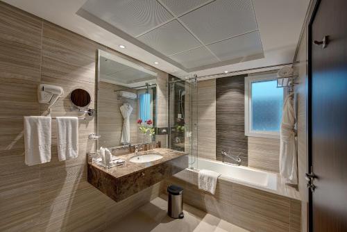 Omega Hotel Dubai - Accommodation Options