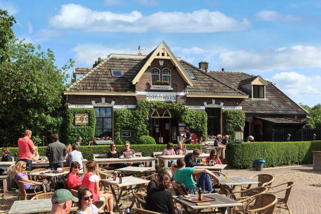 Oortjeshekken Hotel Restaurant Review