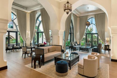 Palace Downtown - Accommodation Options