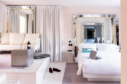 Palazzina Grassi - Accommodation Features