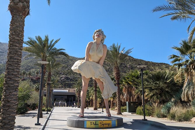 Palm Springs Scavenger Hunt Walking Activity and Game - Interactive Challenges and Features