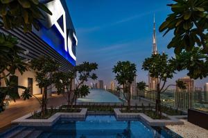 Paramount Hotel Midtown - Accommodation and Amenities