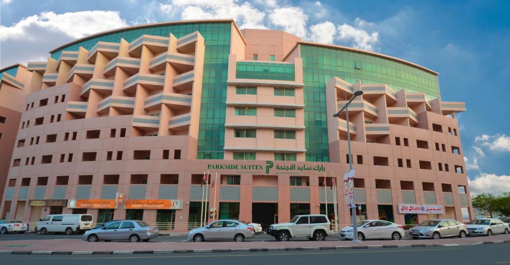 Parkside Hotel Apartment Review