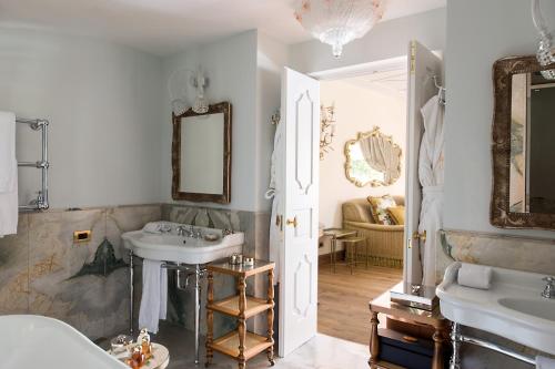 Passalacqua - Accommodation and Room Types