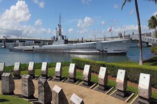 Pearl Harbor and Mini Circle Island Tour From Waikiki - Inclusions and Services