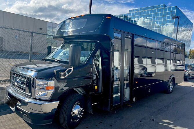 Pearson Airport to Niagara and Vice Versa 24 Passengers Minibus - Pickup and Drop-off Details