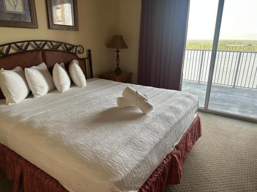 Penthouse Close to Disney Area and Malls Water View - Accommodation Details