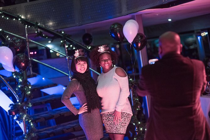 Philadelphia New Years Eve Buffet Dinner Cruise - Inclusions