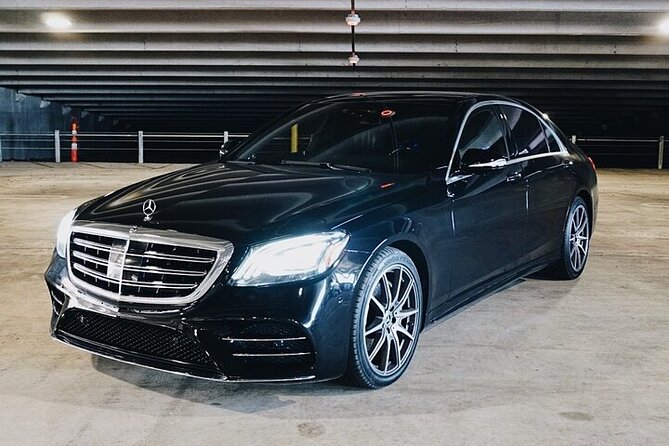 Phoenix Departure Chauffeur Driven Transport by Executive Sedan - Comprehensive Customer Support