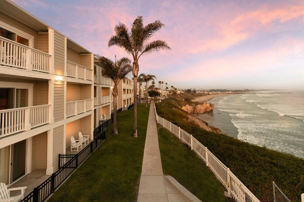 Pismo Lighthouse Suites - Accommodation Features