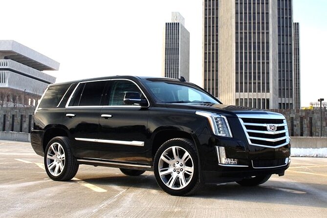 Private Transfer: New York to LaGuardia Airport LGA by Luxury SUV - Professional Drivers and Meet & Greet Service