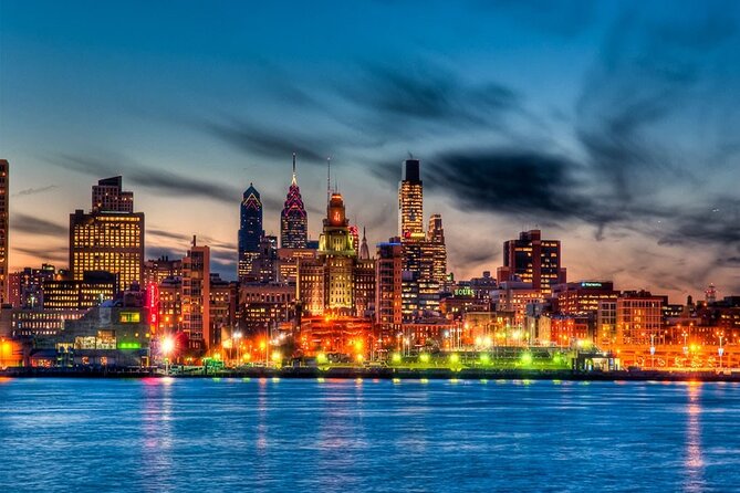 Private Transfer: Philadelphia Airport PHL to Philadelphia in Business Car - Safe and Swift Journey