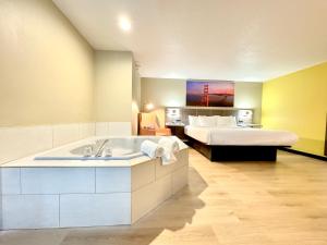 Quality Inn & Suites Willows - Amenities and Facilities