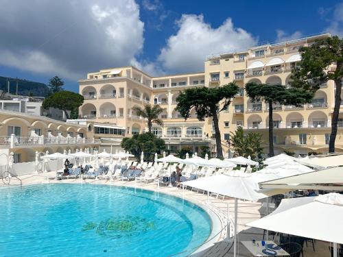 Quisisana Hotel - Guest Ratings and Reviews