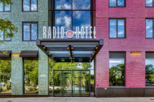 Radio Hotel - Guest Ratings and Feedback