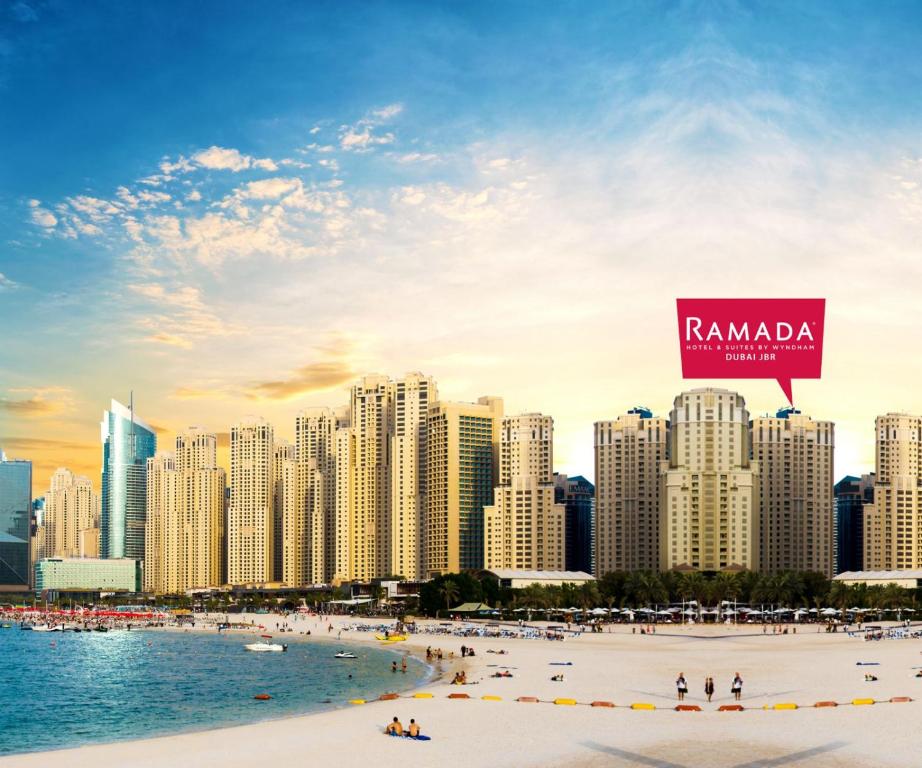 Ramada Hotel, Suites and Apartments by Wyndham Dubai JBR - Accommodation and Amenities