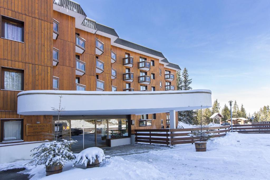 Residence The Domain of the Alpine Garden – Courchevel 1850 Review