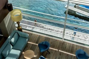 Room Mate Aitana - Amenities and Facilities