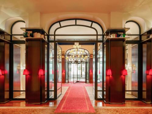 Royal Monceau Raffles Hotel Paris - Accommodations at the Royal Monceau