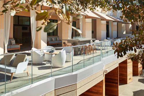San Diego Marriott Mission Valley - Room Types and Accommodations